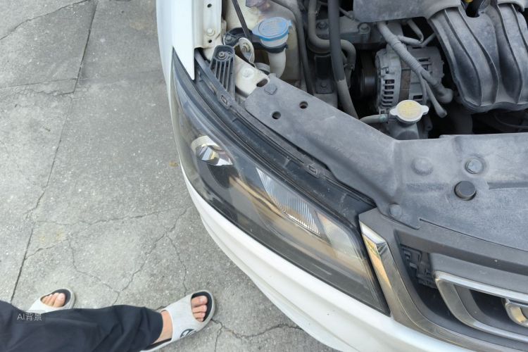GEELY Emgrand 2017 car image #8