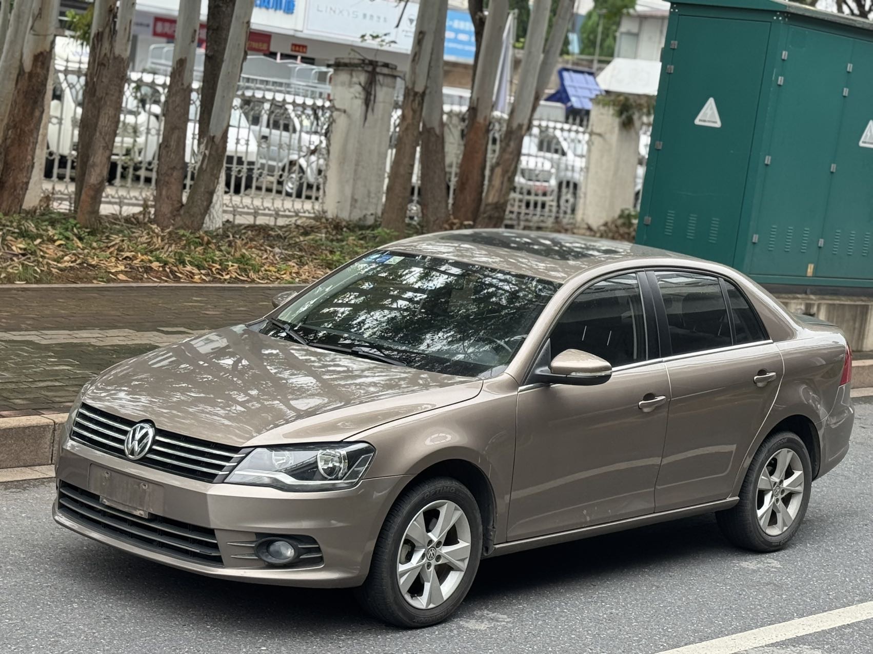 Volkswagen Bora 2013 Volkswagen Bora 2013 car image