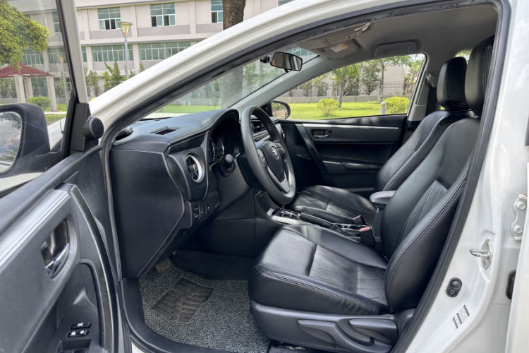 Toyota Corolla 2019 car image #13