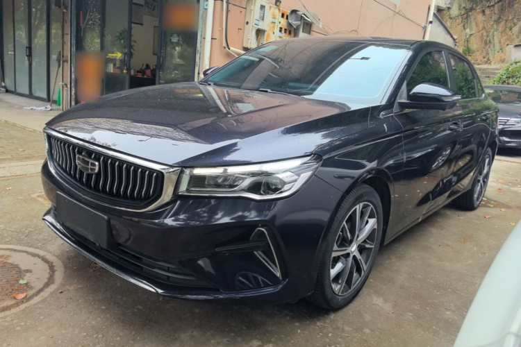 GEELY Emgrand 2023 image de voiture #2