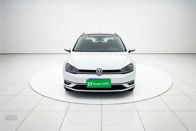 Volkswagen Golf 2020 car image #3