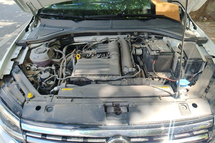 Volkswagen Bora 2023 car image #22