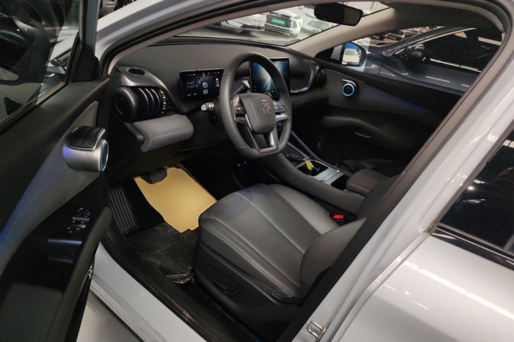 BYD Yuan Plus 2025 صورة سيارة #19