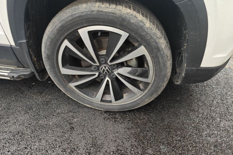 Volkswagen Tharu 2022 imagen de coche #9