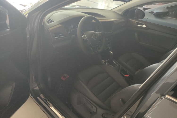 Volkswagen Tharu 2019 #12 Volkswagen Tharu 2019 car image #12