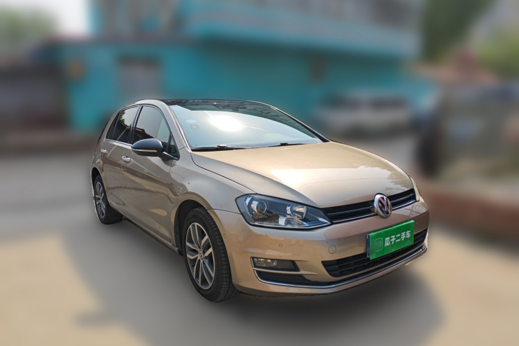 Volkswagen Golf 2017 car image #4
