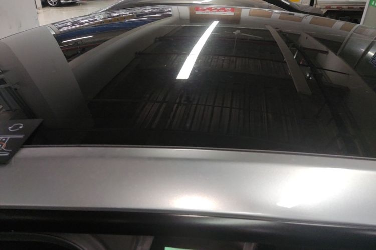 Tesla Model Y 2024 #25 Tesla Model Y 2024 car image #25