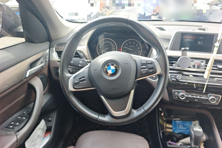BMW X1 2018 car image #12