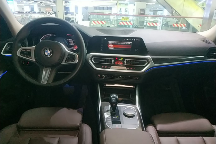BMW 3 Series 2020 #10 BMW 3 Series 2020 car image #10