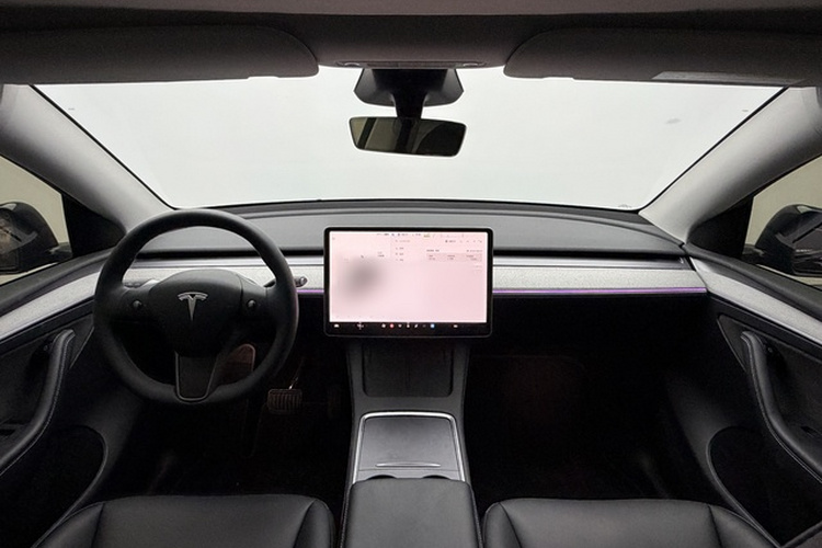 Tesla Model Y 2024 #14 Tesla Model Y 2024 car image #14