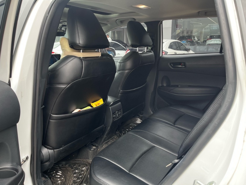 Toyota Corolla Cross 2023 car image #3
