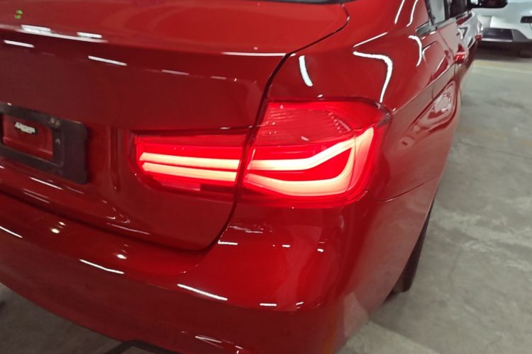 BMW 3 Series 2017 #8 BMW 3 Series 2017 car image #8