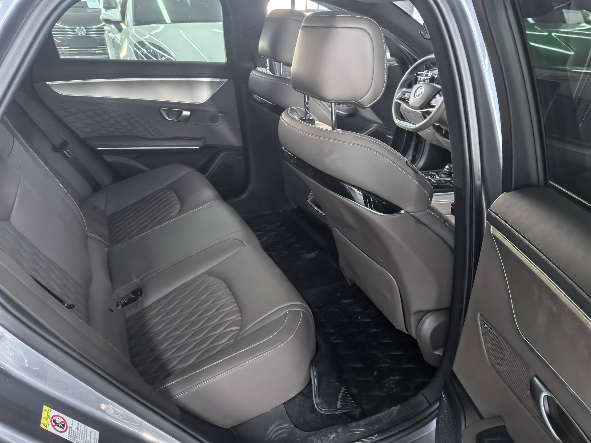 BYD Han 2023 #12 BYD Han 2023 immagine di auto #12