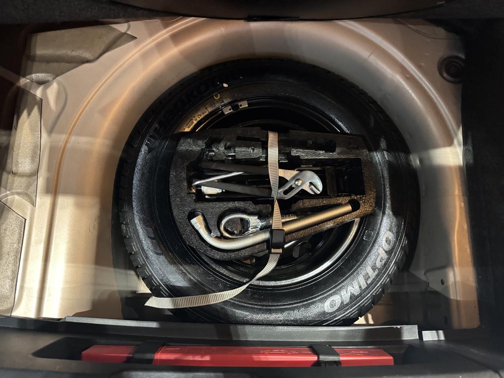 Volkswagen Polo 2015 car image #11