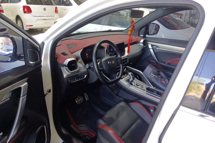 GEELY Coolray 2019 car image #18