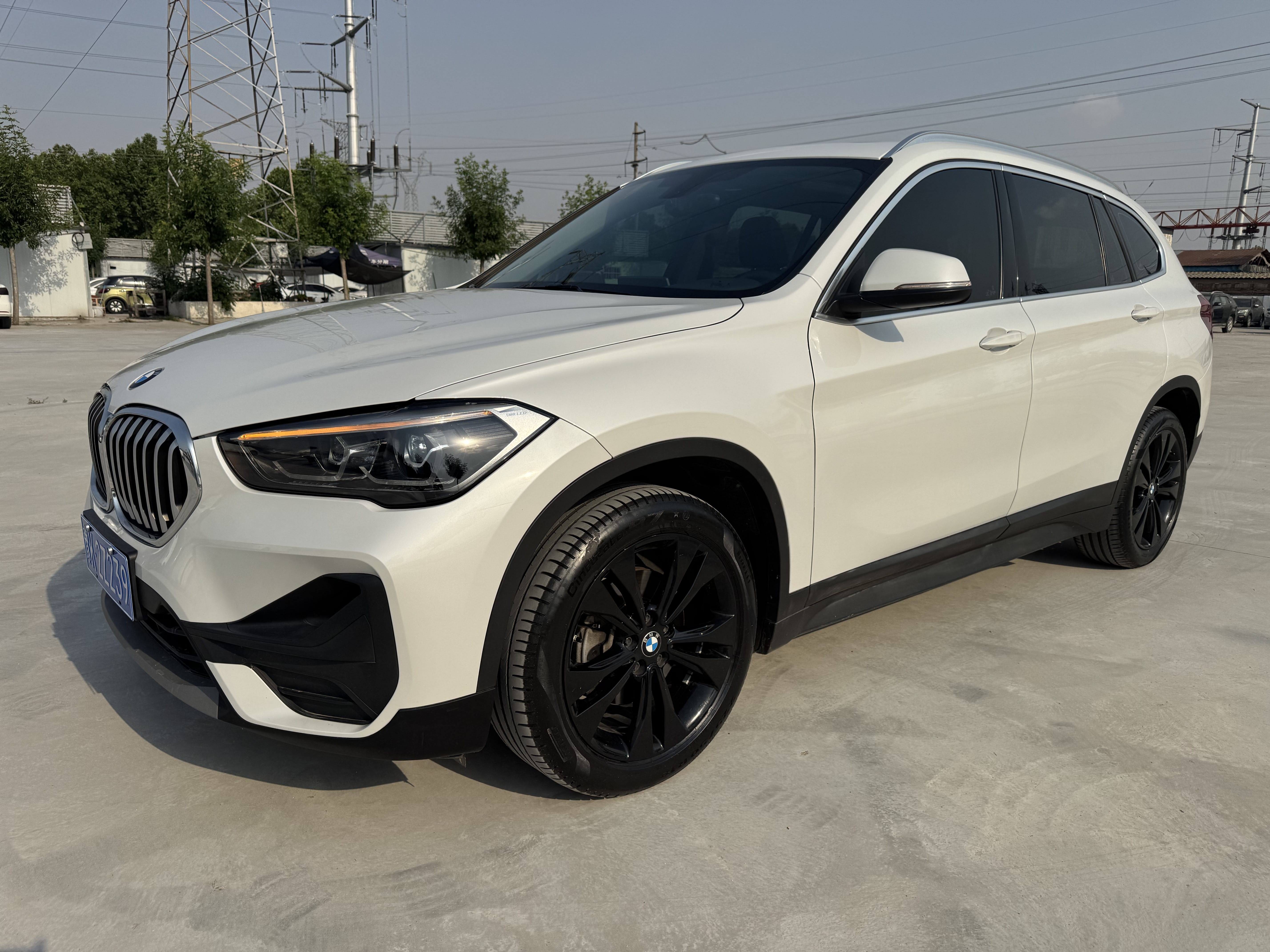 BMW X1 2022 car image 
