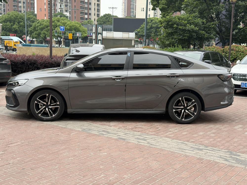 GEELY Binray 2024 car image #4