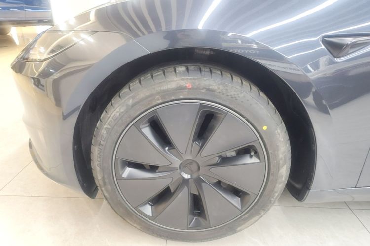 Tesla Model 3 2024 #9 Tesla Model 3 2024 car image #9