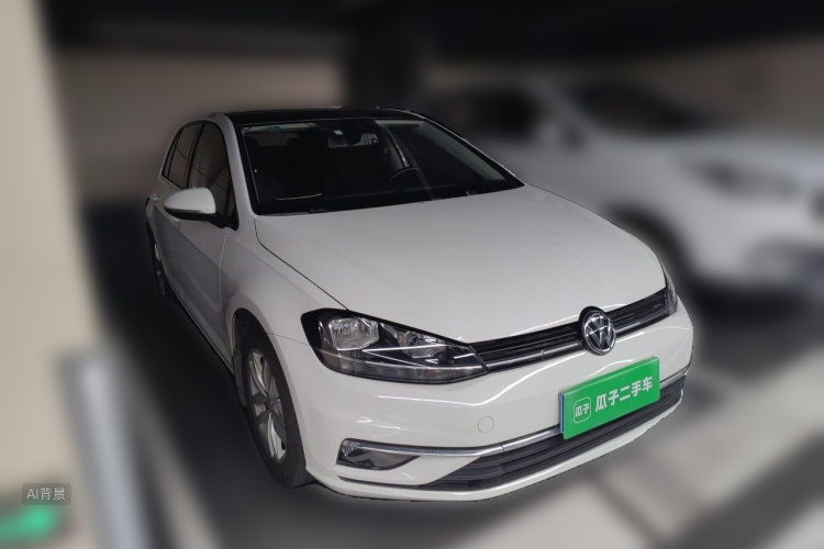 Volkswagen Golf 2019 car image #4