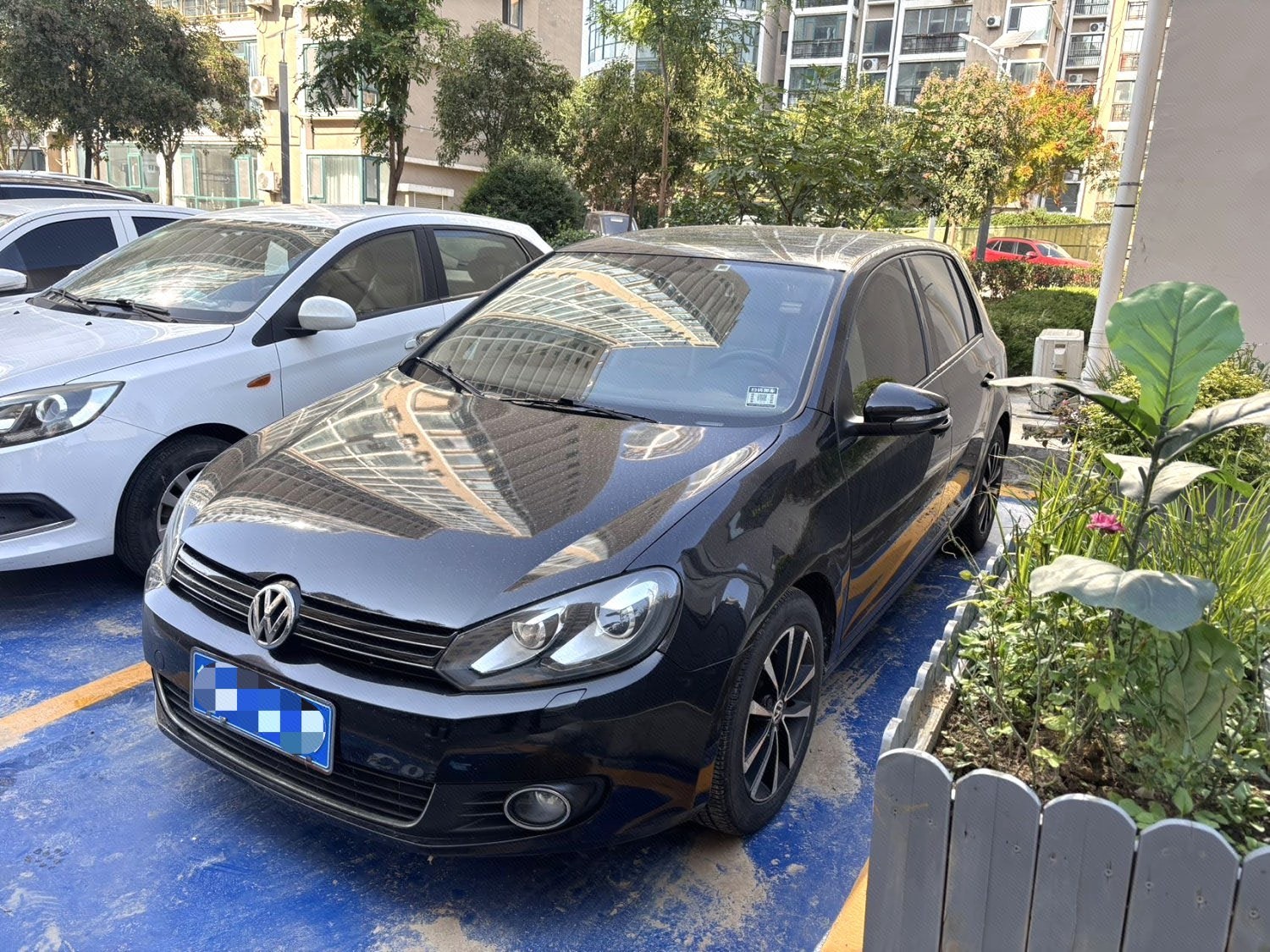 Volkswagen Golf 2012 Volkswagen Golf 2012 car image