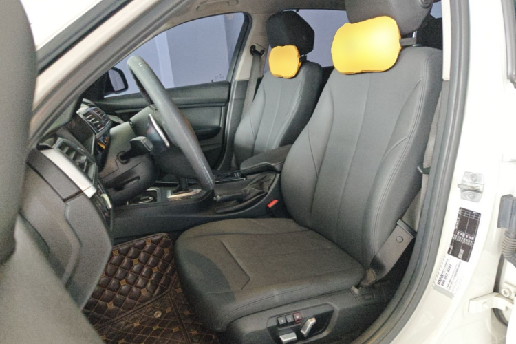 BMW 3 Series 2017 car image #15