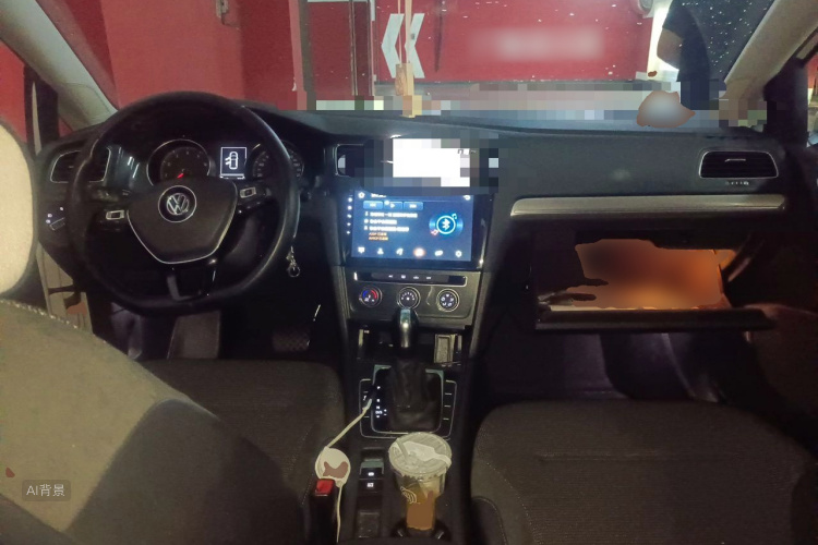 Volkswagen Golf 2018 car image #11
