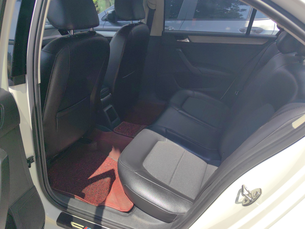 Volkswagen Santana 2016 car image #4
