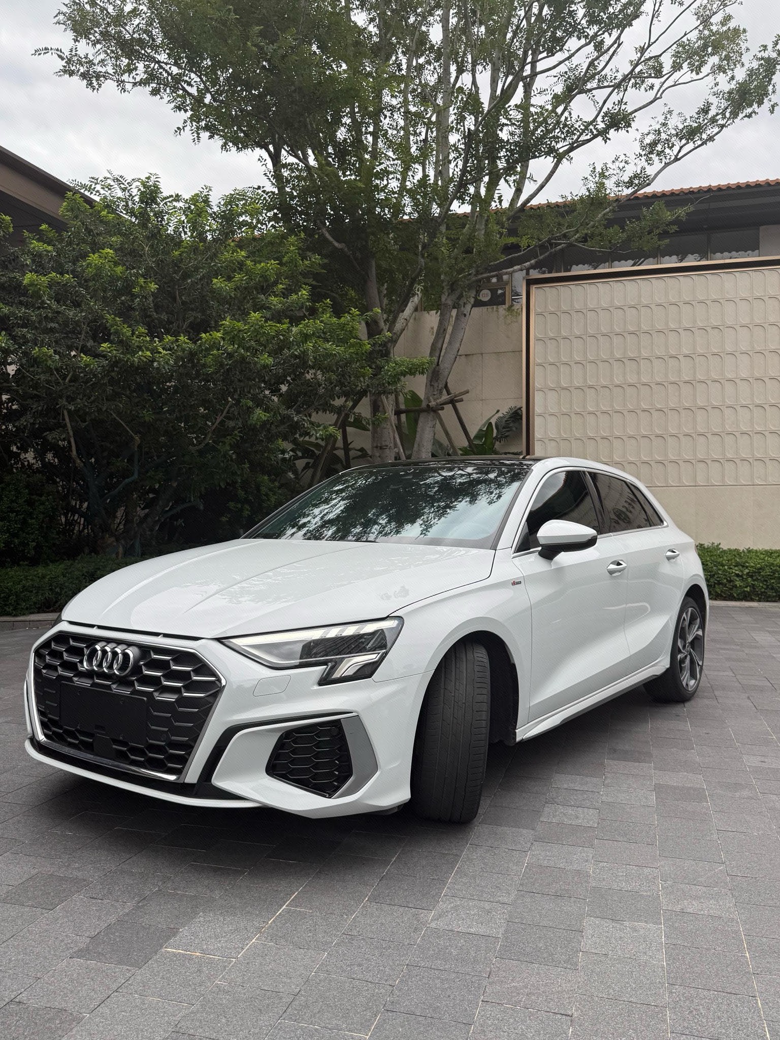 2022 immagine di auto 