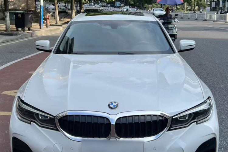 BMW 3 Series 2021 car image #3