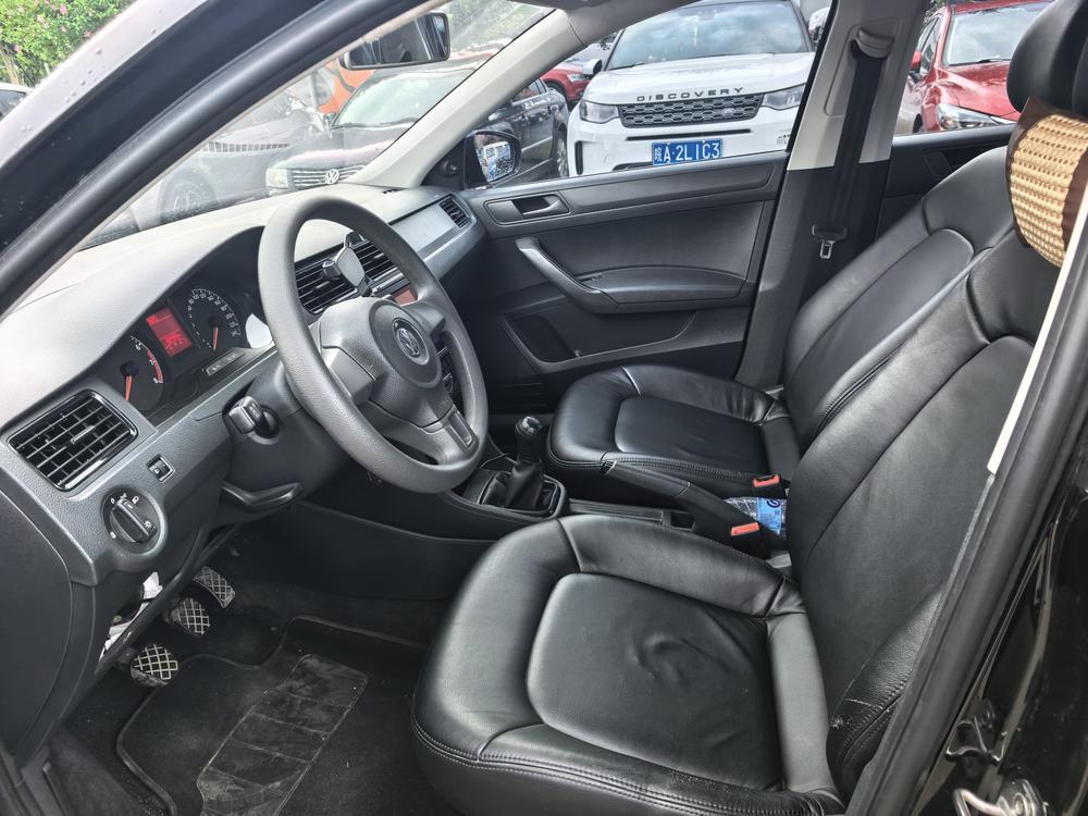 Volkswagen Santana 2016 car image #8