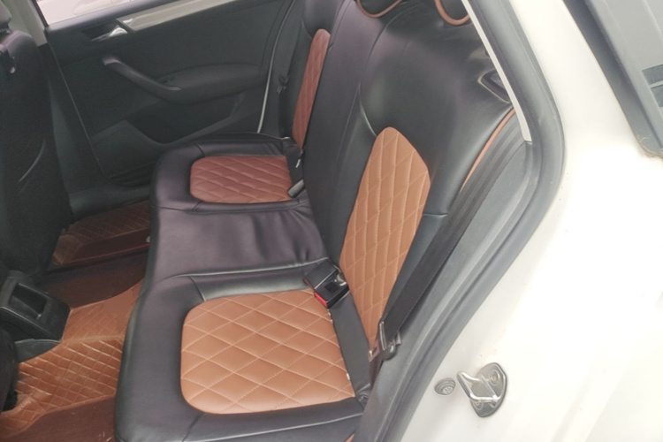 Volkswagen Santana 2017 car image #17