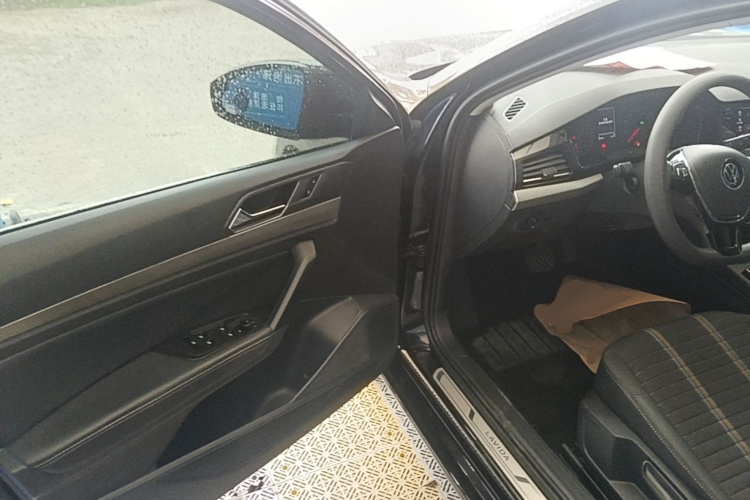 Volkswagen Lavida 2020 car image #16