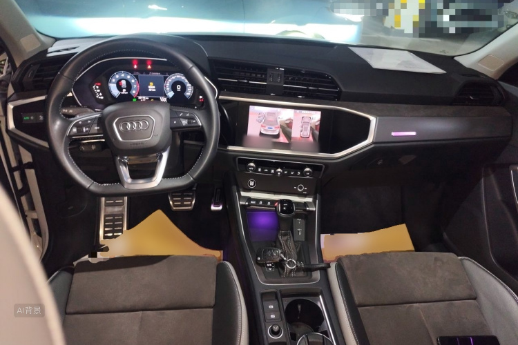 Audi Q3 2021 car image #11