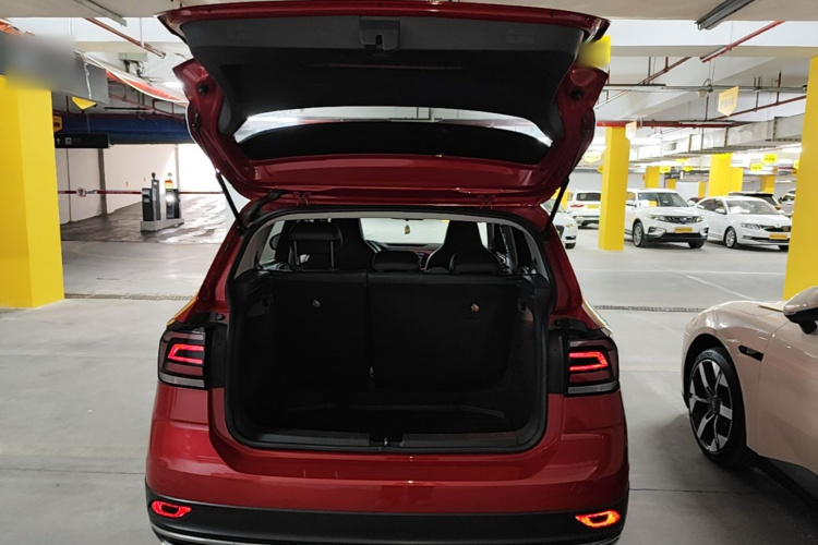 Volkswagen T-Cross 2019 car image #19