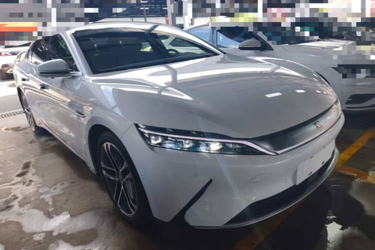 BYD Han 2021 immagine di auto #4