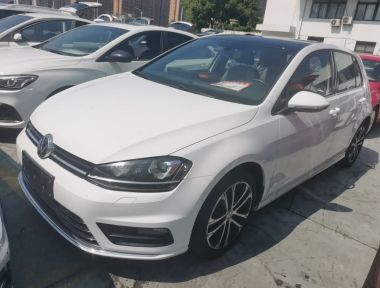 Volkswagen Golf 2015 car image 