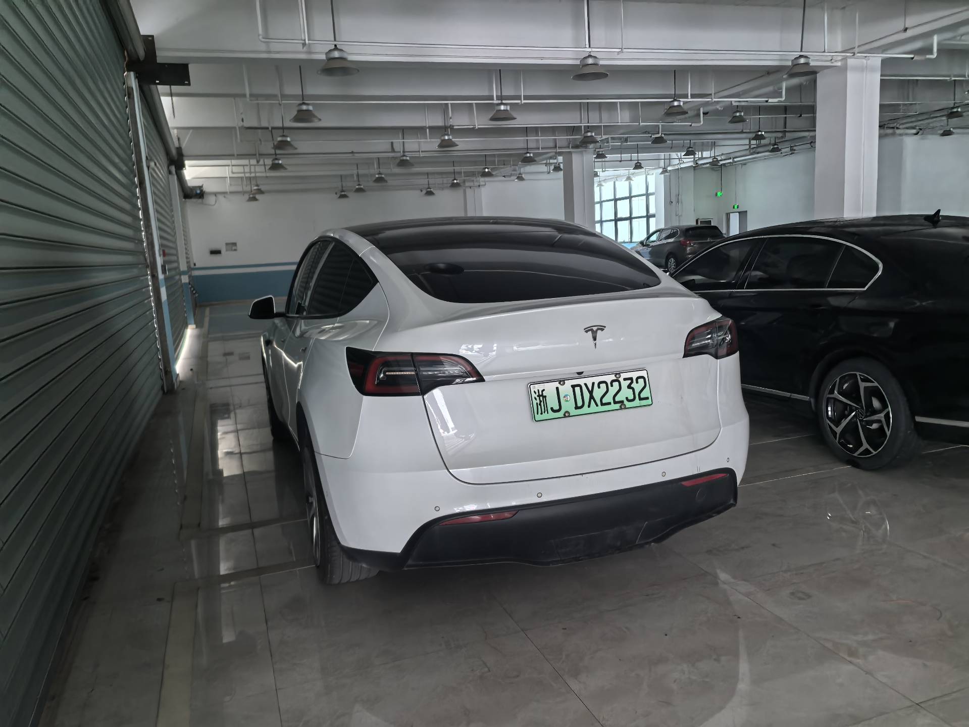 Tesla Model Y 2021 #5 Tesla Model Y 2021 immagine di auto #5