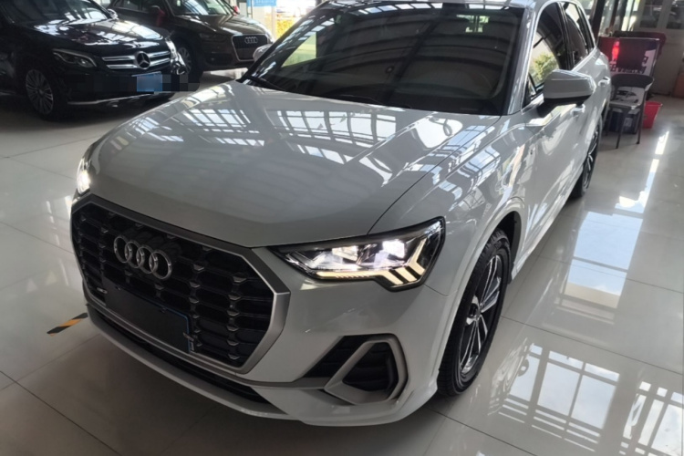 Audi Q3 2021 #2 Audi Q3 2021 car image #2