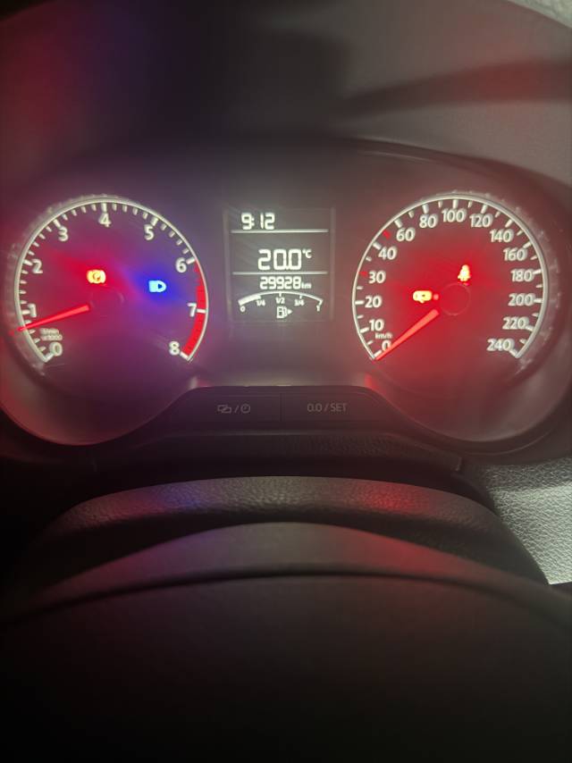 Volkswagen Polo 2016 car image #16