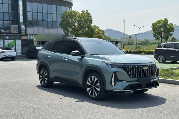 GEELY Boyue L 2025 car image #4