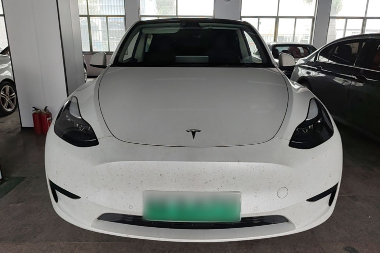 Tesla Model Y 2022 #3 Tesla Model Y 2022 car image #3