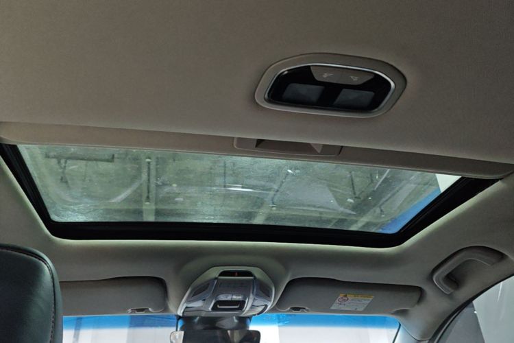 GEELY Binray 2019 car image #20