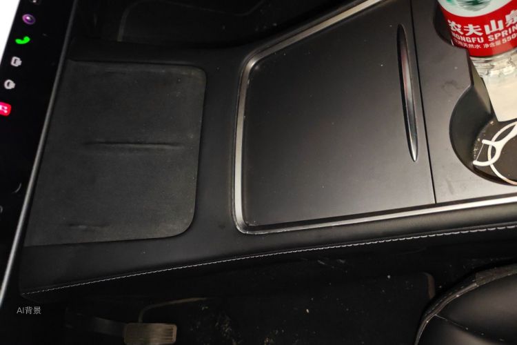 Tesla Model Y 2023 imagen de coche #10