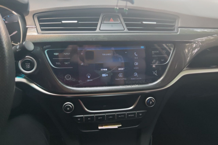 GEELY Emgrand 2017 #17 GEELY Emgrand 2017 car image #17