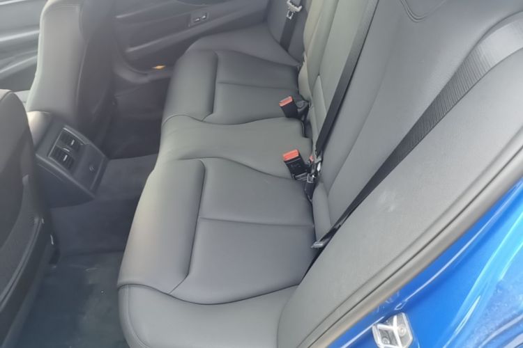 BMW 3 Series 2017 car image #17