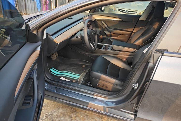 Tesla Model 3 2023 #16 Tesla Model 3 2023 car image #16