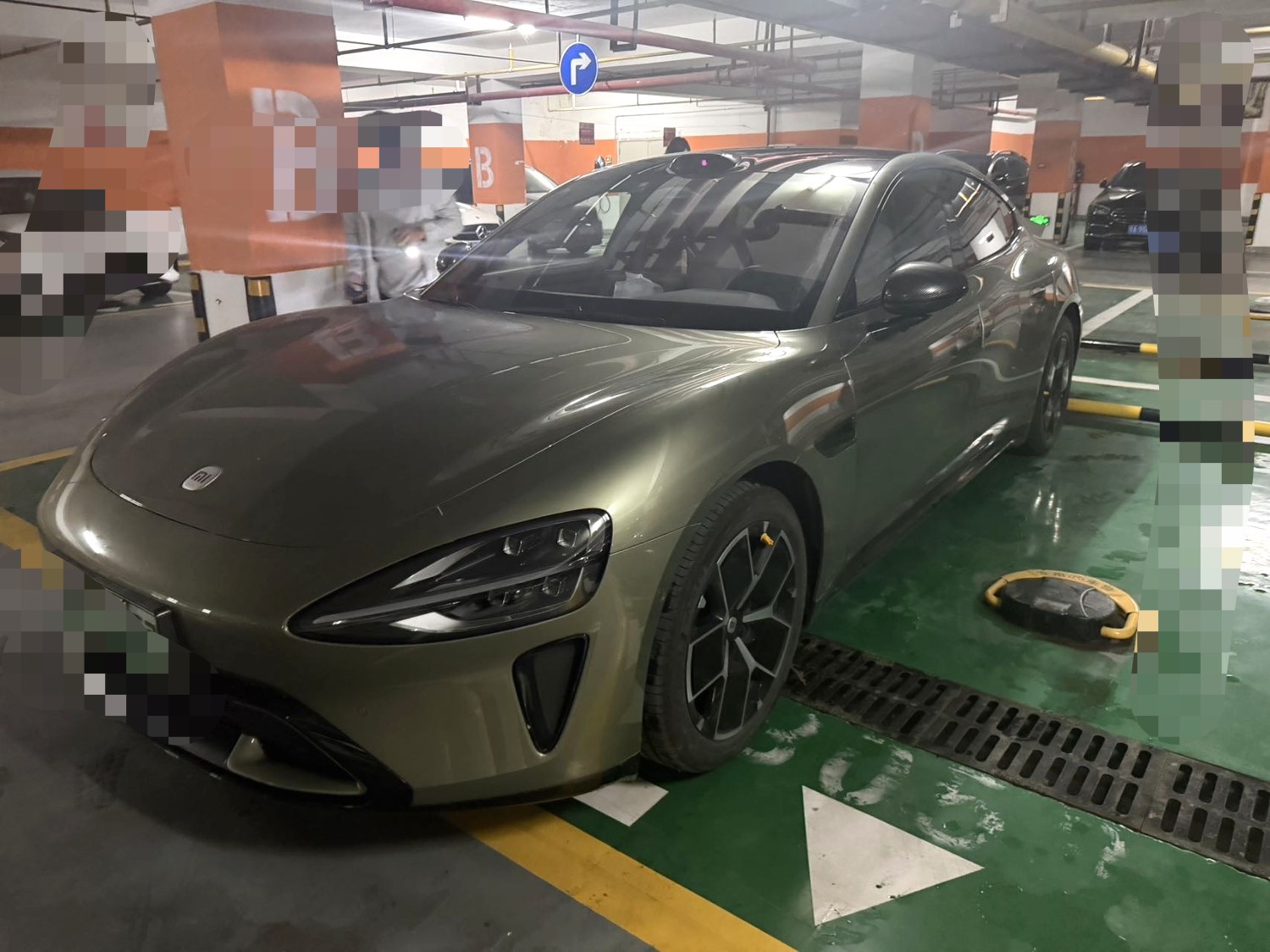 MI SU7 2025 car image 
