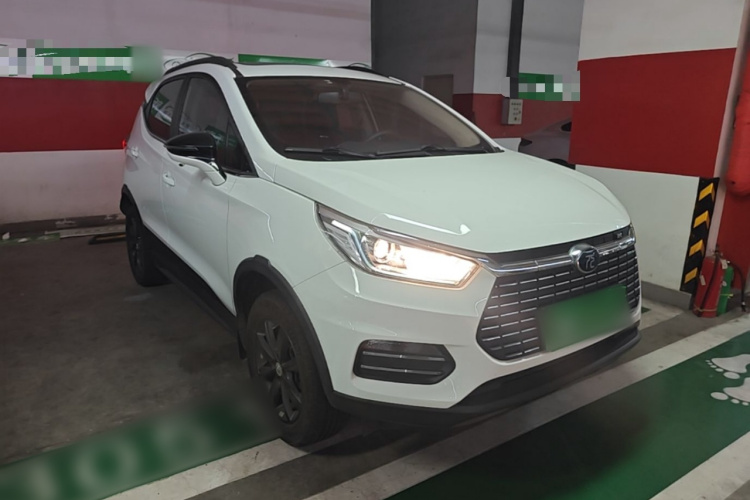 BYD Yuan New Energy 2019 #4 BYD Yuan New Energy 2019 car image #4