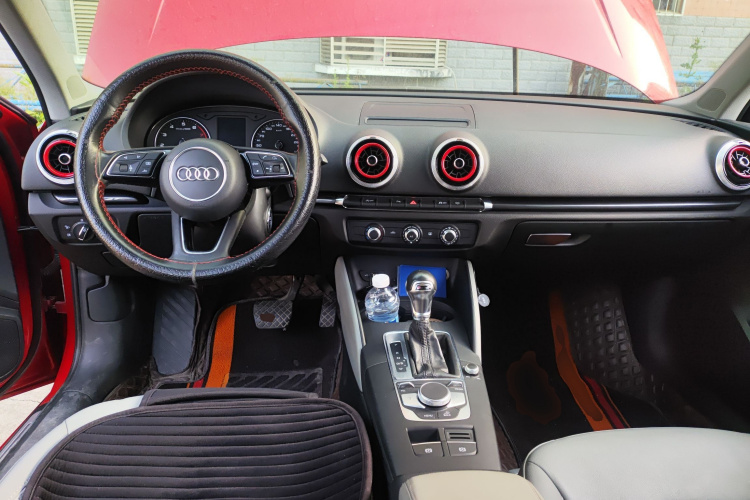 Audi A3 2019 car image #10