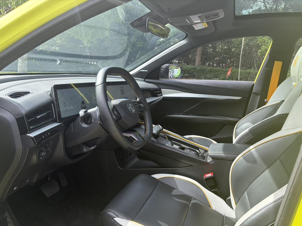 MG 5 Scorpio 2022 car image #8
